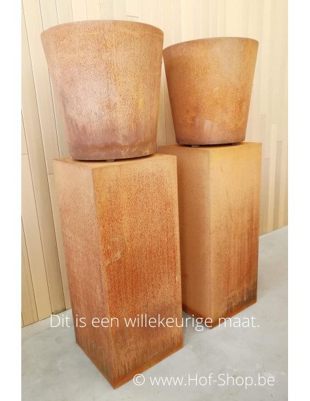 Conic 100 x 100 cm -  Jardinière Adezz en acier Corten