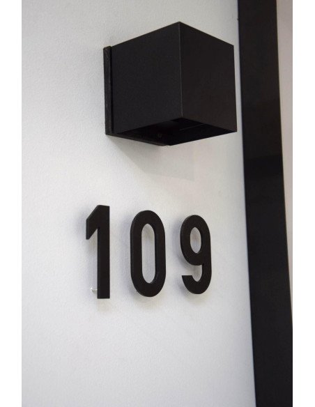 Lettre C aluminium noir (10 cm de hauteur, 4 mm d’épaisseur) - numéro Entrada Range