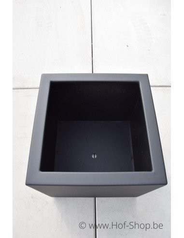 Quadrus 50 x 50 x 50 cm RAL 9005 - Plantenbak in aluminium Geroba