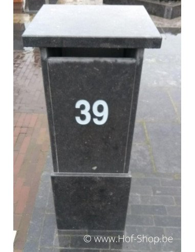 Gravure: nummer op brievenbus