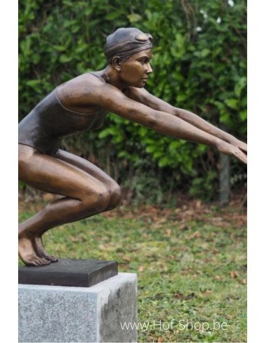 Lily plonge dans l'eau - statue en bronze (B1416)