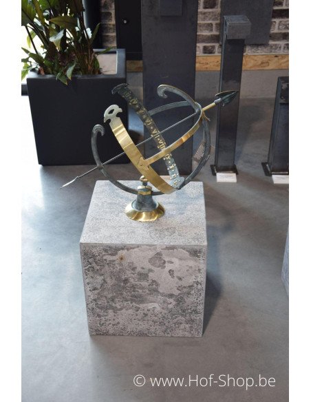 Sokkel 40 x 40 x 40 cm  gevlamd en geborsteld - zuil in blauwe hardsteen