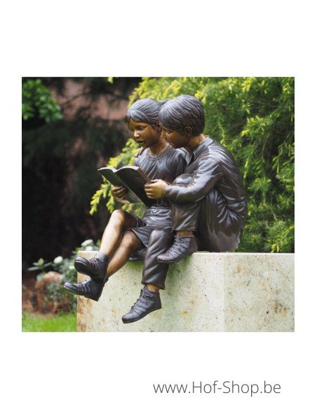Twee lezende kinderen - bronzen beeld (B749-1)