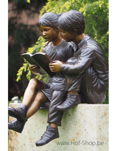 Deux enfants qui lisent - statue en bronze (B749-1)