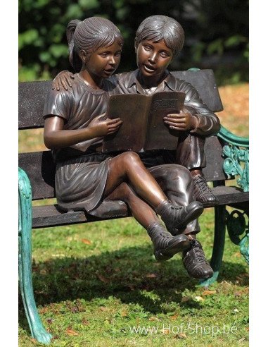 Deux enfants sur un banc - statue en bronze (B749)