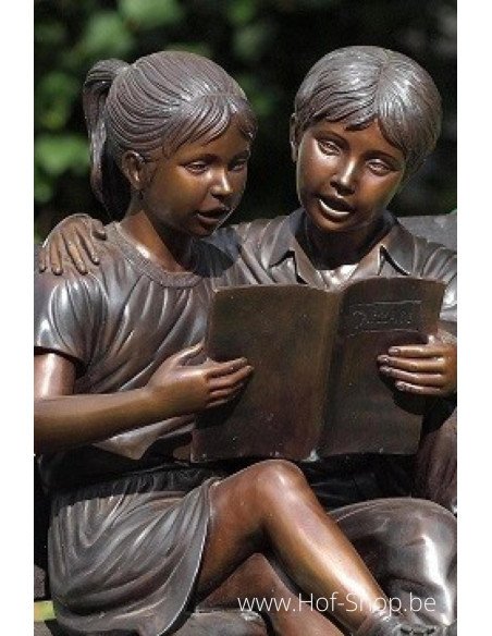 Deux enfants sur un banc - statue en bronze (B749)