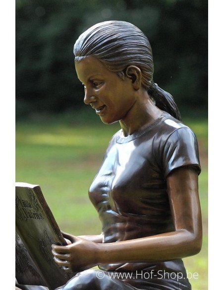 Meisje met boek - bronzen beeld (B950)