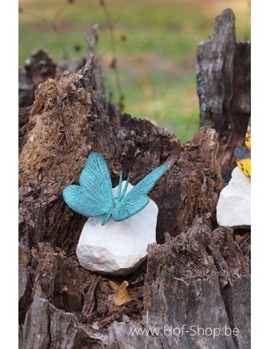 Papillon coloré sur pierre - statue en bronze (AN0748BR-P)