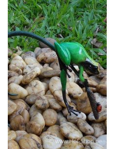 Grenouille colorée sur une brindille (vert) - statue en bronze (AN0988BR-C)