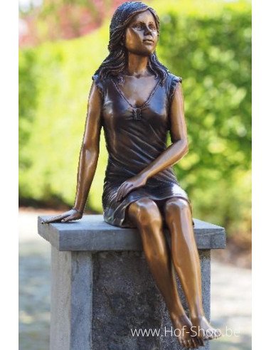 Zittende vrouw - bronzen beeld (AN1065BR-B)