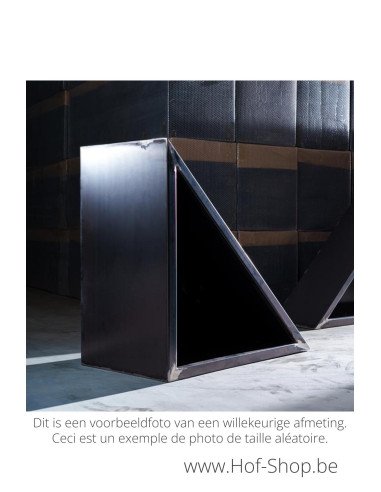 Triangle 60 x 60 x 60 cm - Adezz Plantenbak in cortenstaal