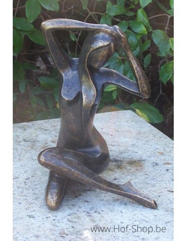 Zittende vrouw - bronzen beeld (AN1189BR-BI)