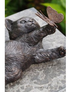 Kitten met vlinder - bronzen beeld (AN2677BR-VI)