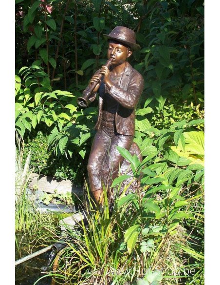 Jongen met fluit - bronzen beeld (B603L)
