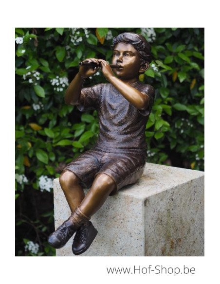 Jongen met fluit - bronzen beeld (B1229)