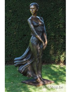 Femme debout - statue en bronze (B1353)