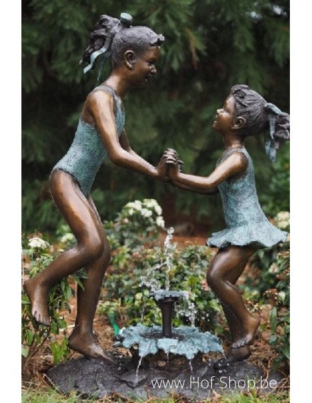 Dansende kinderen in badpak - bronzen beeld (B29368)