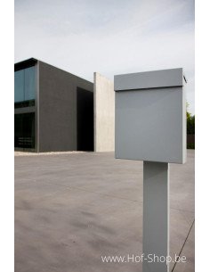 Albo Topa op staander RAL 9016 - aluminium Brievenbus