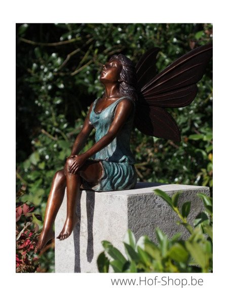 Zittende fee - bronzen beeld (B58796)