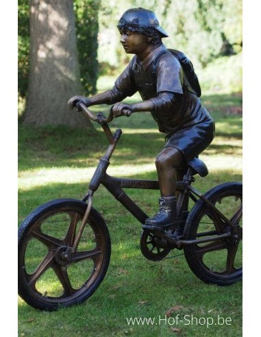 Jongen op fiets - bronzen beeld (PB61012)