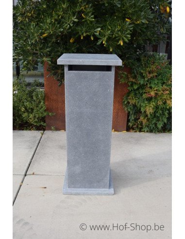 P-Box 17 - boîte aux lettres en pierre bleue