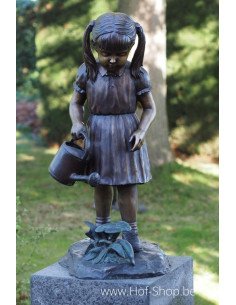 Meisje met gieter - bronzen beeld (PB61038)