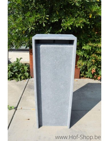 P-Box 4 - boîte aux lettres en pierre bleue