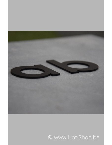 Letter D - zwart inox 5 cm hoog