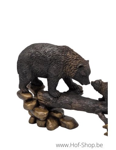Famille d'ours sur un tronc d'arbre - statue en bronze (BS0940B)