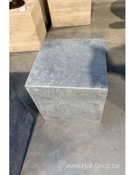 40 x 40 x 40 cm - Piédestal en pierre bleue