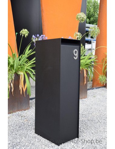 Nexus Medium RAL 9005 - pakketbus aluminium