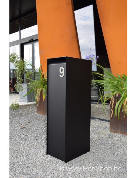 Nexus Medium RAL 9005 - pakketbus aluminium