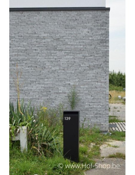 Nexus Medium RAL 9005 - eSafe pakketbus aluminium