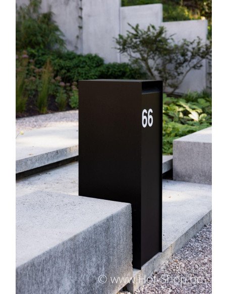 Nexus Medium RAL 9005 - eSafe pakketbus aluminium