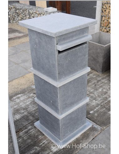 M-Box C - boîte aux lettres en pierre bleue