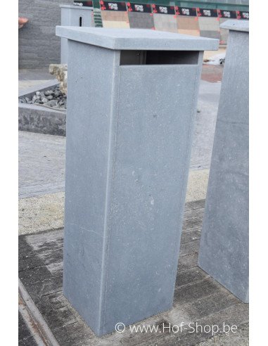 P-Box 7 - boîte aux lettres en pierre bleue