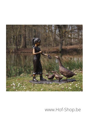 Meisje met ganzen - bronzen beeld (B1494)