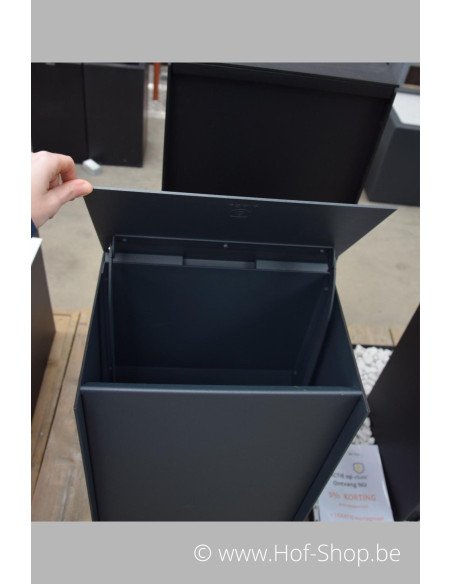 Dropbox Small RAL 7016 - pakketbus aluminium