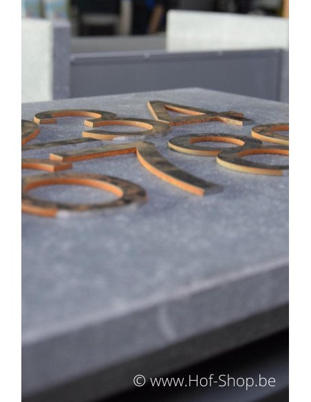 Numéro 5 - acier Corten de 10 cm de haut (Ari)