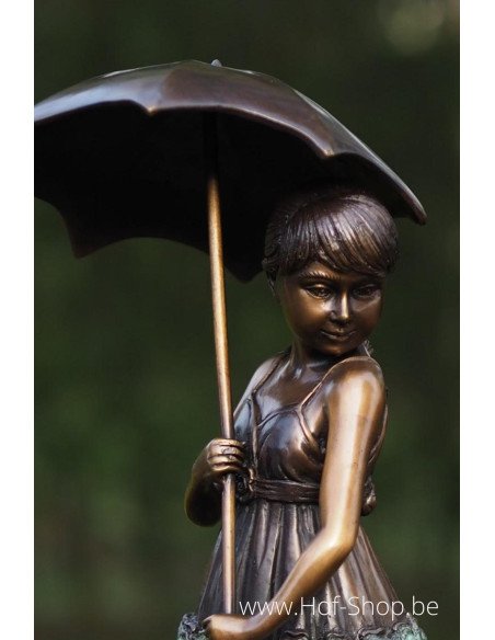 Meisje met paraplu - bronzen beeld