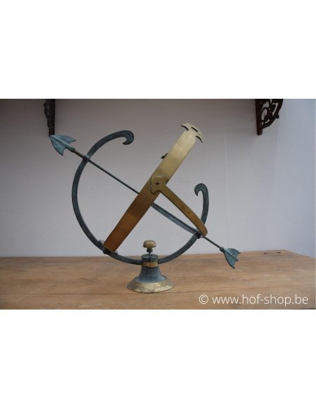 Cadran solaire (grand) - statue en bronze (GA0028BR-V)