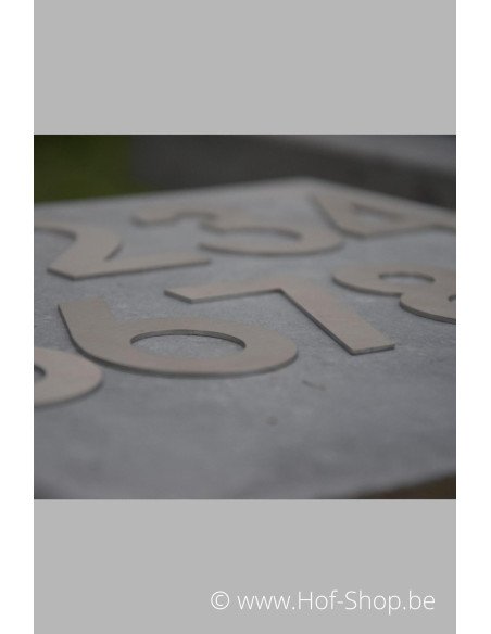 Nummer 2 - inox 8 cm hoog