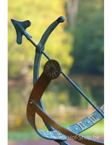 Cadran solaire (moyen) - statue en bronze (GA0029BR-V)