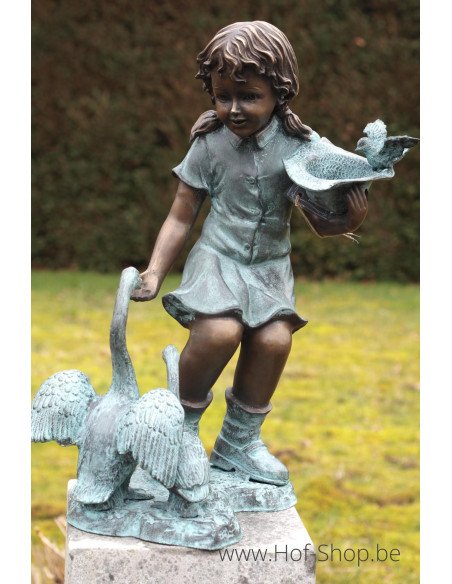 Meisje met ganzen - bronzen beeld (AN1063BRW-V-F)